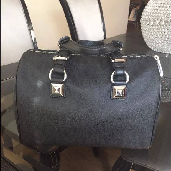 MICHAEL KORS GRAYSON BLACK MED SATCHEL HANDBAG - Picture 10 of 12